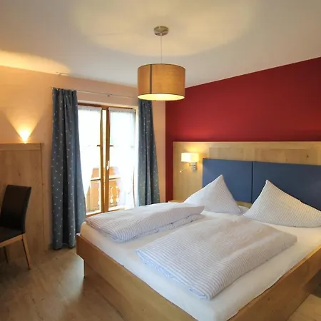 Gaestehaus Alpin - Inkl. Chiemgau-karte Pensión Bergen (Traunstein)