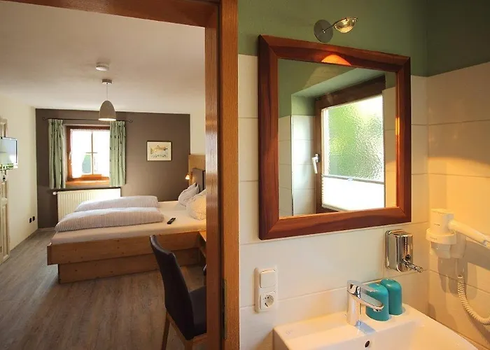 Casa de hóspedes Gaestehaus Alpin - Inkl. Chiemgau-karte