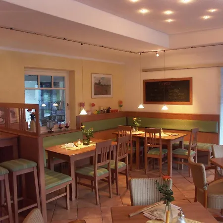 Gaestehaus Alpin - Inkl. Chiemgau-karte Πανσιόν Μπέργκεν